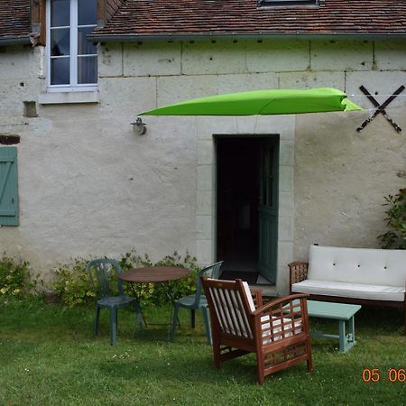 Bed and Breakfast Au Calme Houssay  Zewnętrze zdjęcie